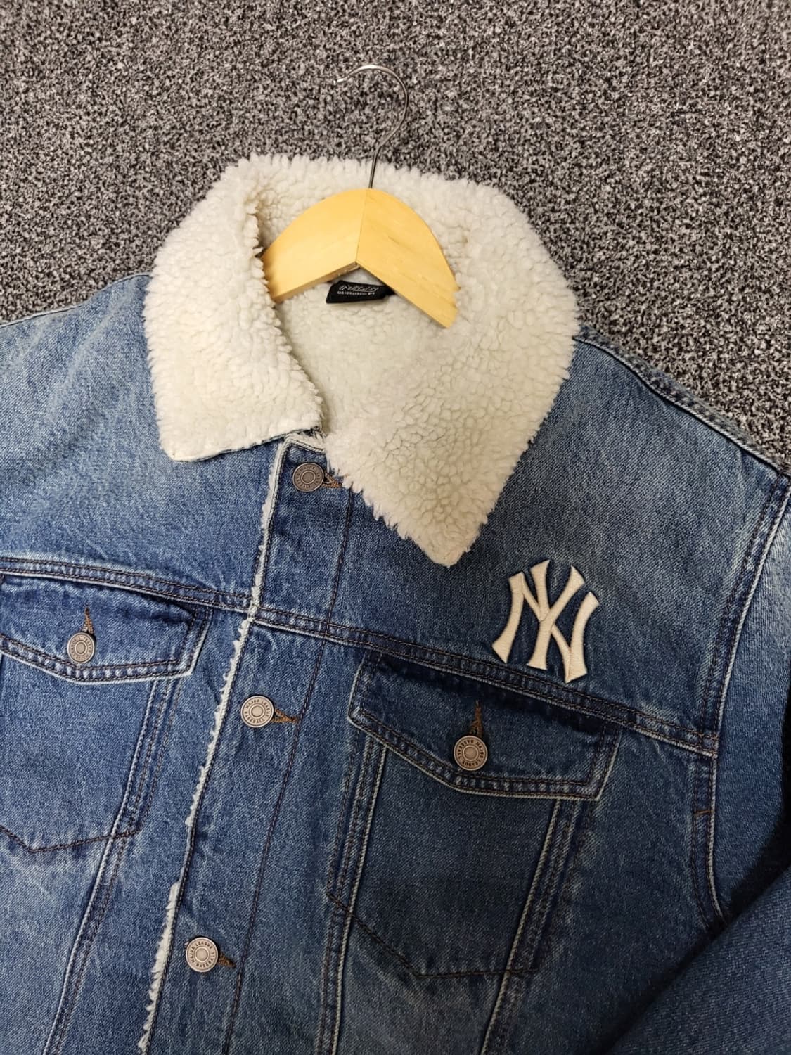 MLB 뉴욕양키즈 보아털 쉐르파 데님청자켓 상품이미지4