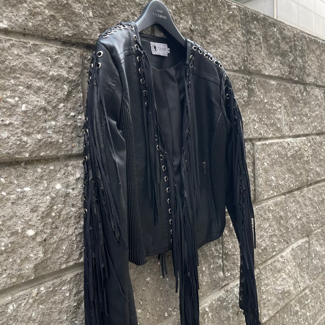 [M] YAMEI  레이스업 디테일 프린지 여성 레더 자켓 상품이미지4