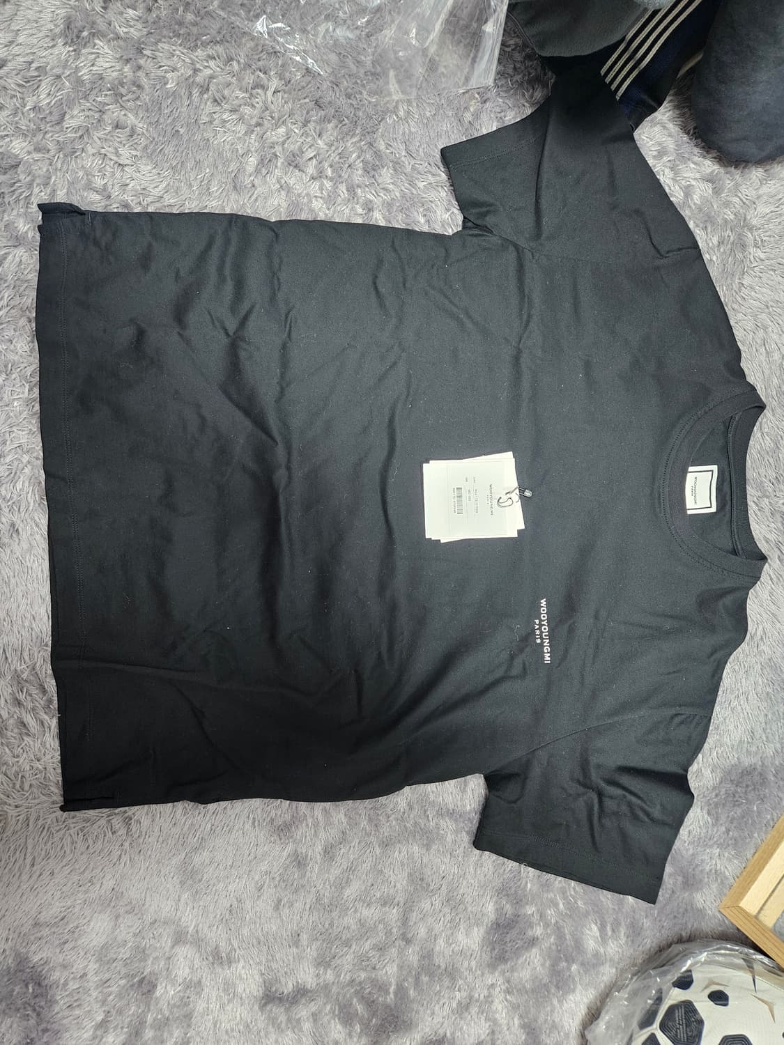 우영미 블랙 꽃무늬 티셔츠 48 상품이미지2