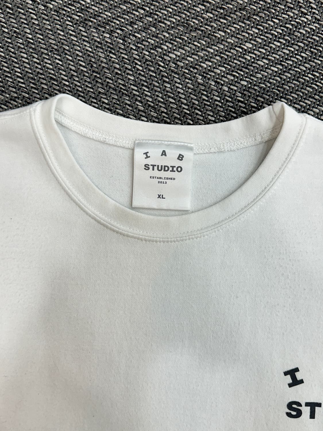 아이앱스튜디오 반팔티 화이트 상품이미지4