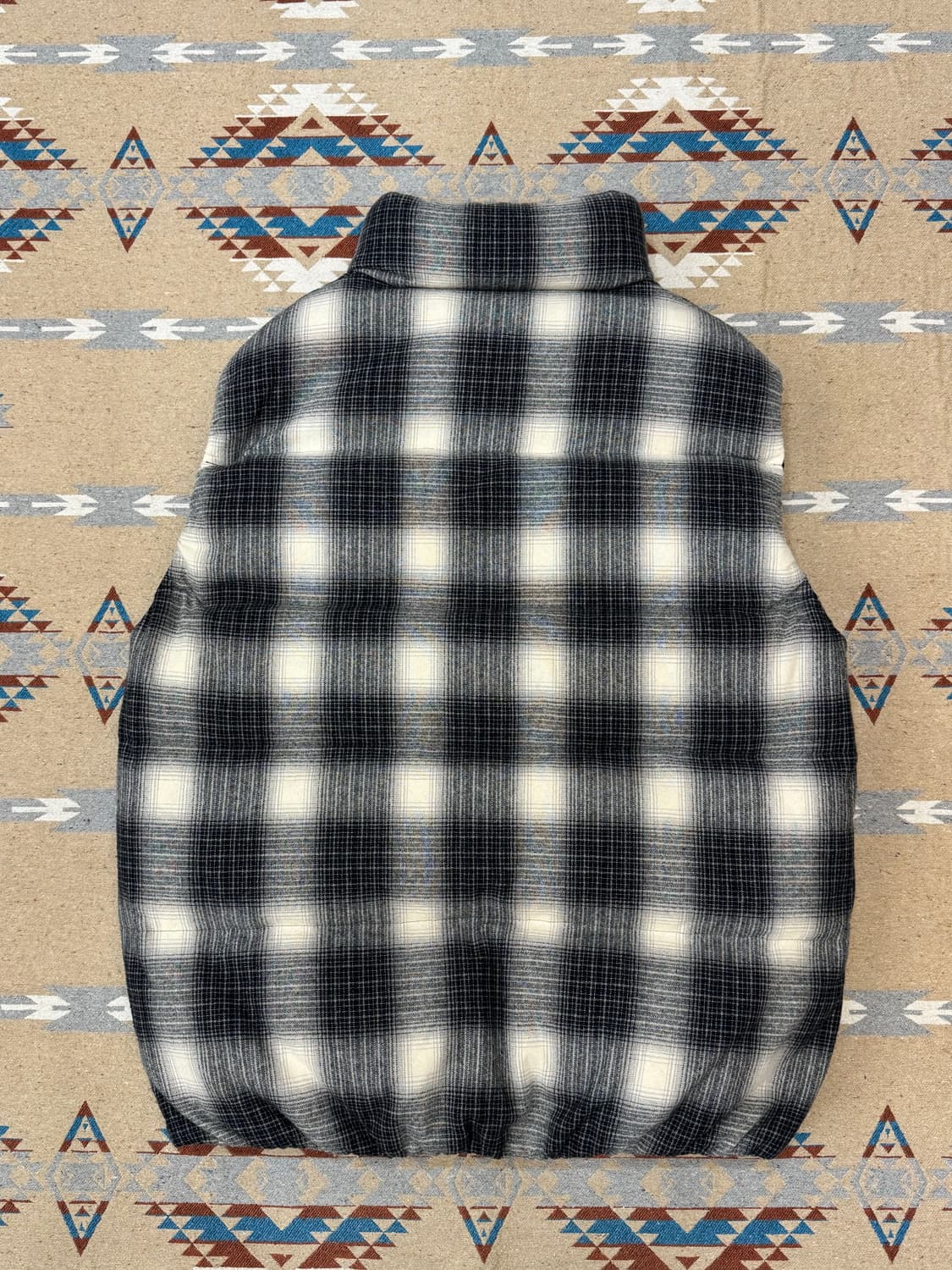 [XL] 네이버후드 x 팬들턴 체크 다운 베스트 블랙  상품이미지5