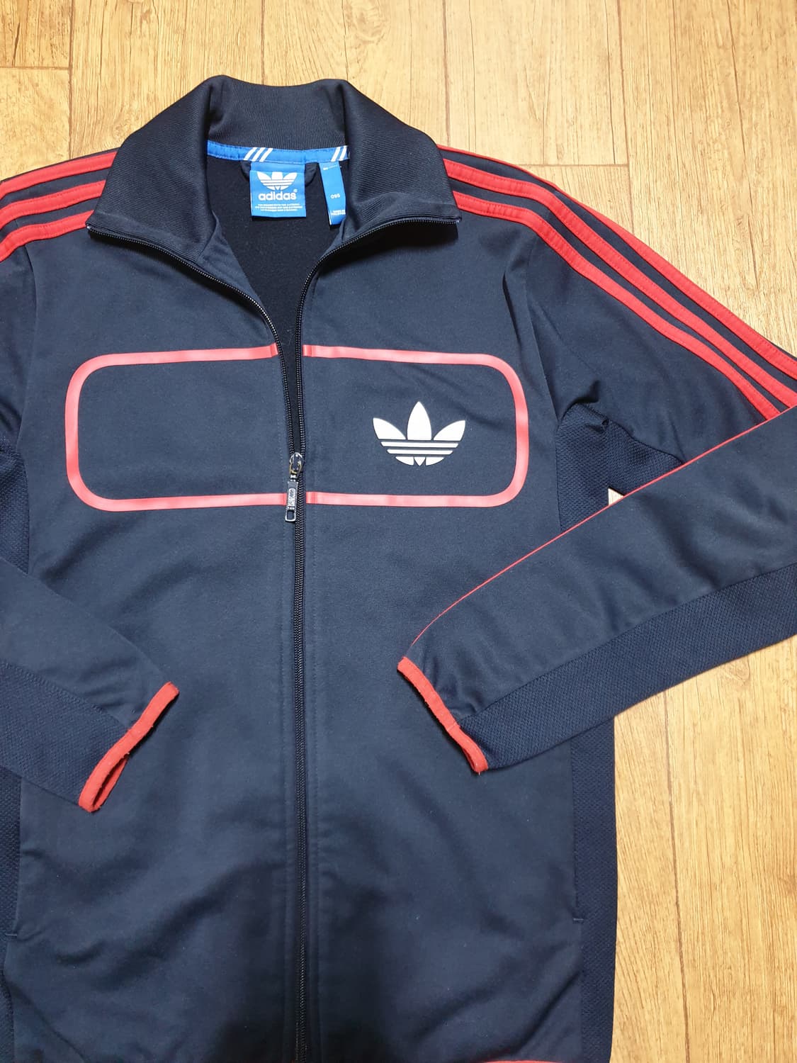 1195 아디다스 운동복 집업 95 사이즈입니다 상품이미지3