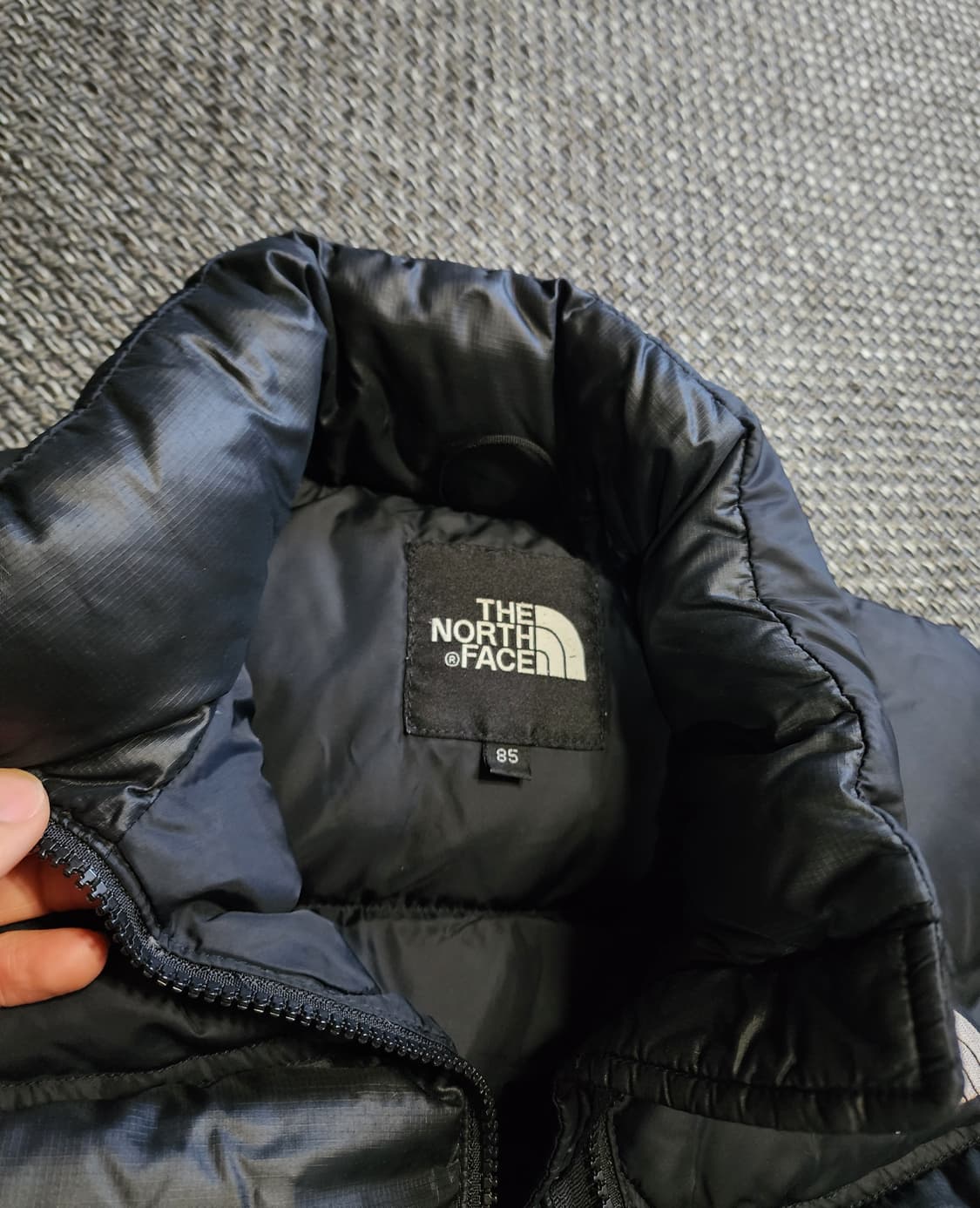 여성 노스페이스700 패딩 조끼  m사이즈  상품이미지8