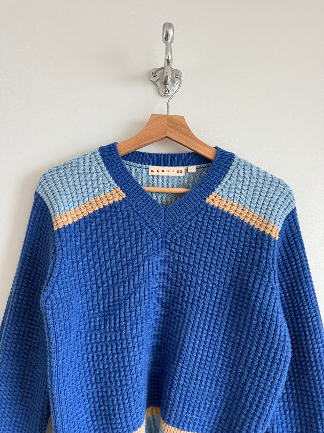 마르니 X 유니클로 브이넥 니트 상품이미지2