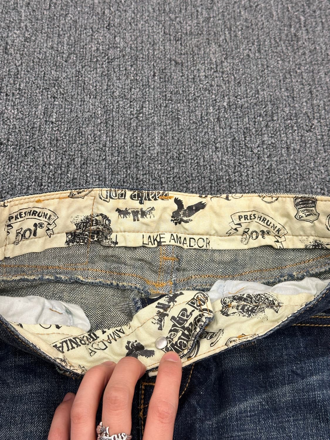 M)Levi 리바이스 빈티지 진청 커팅 데님 스커트 상품이미지4