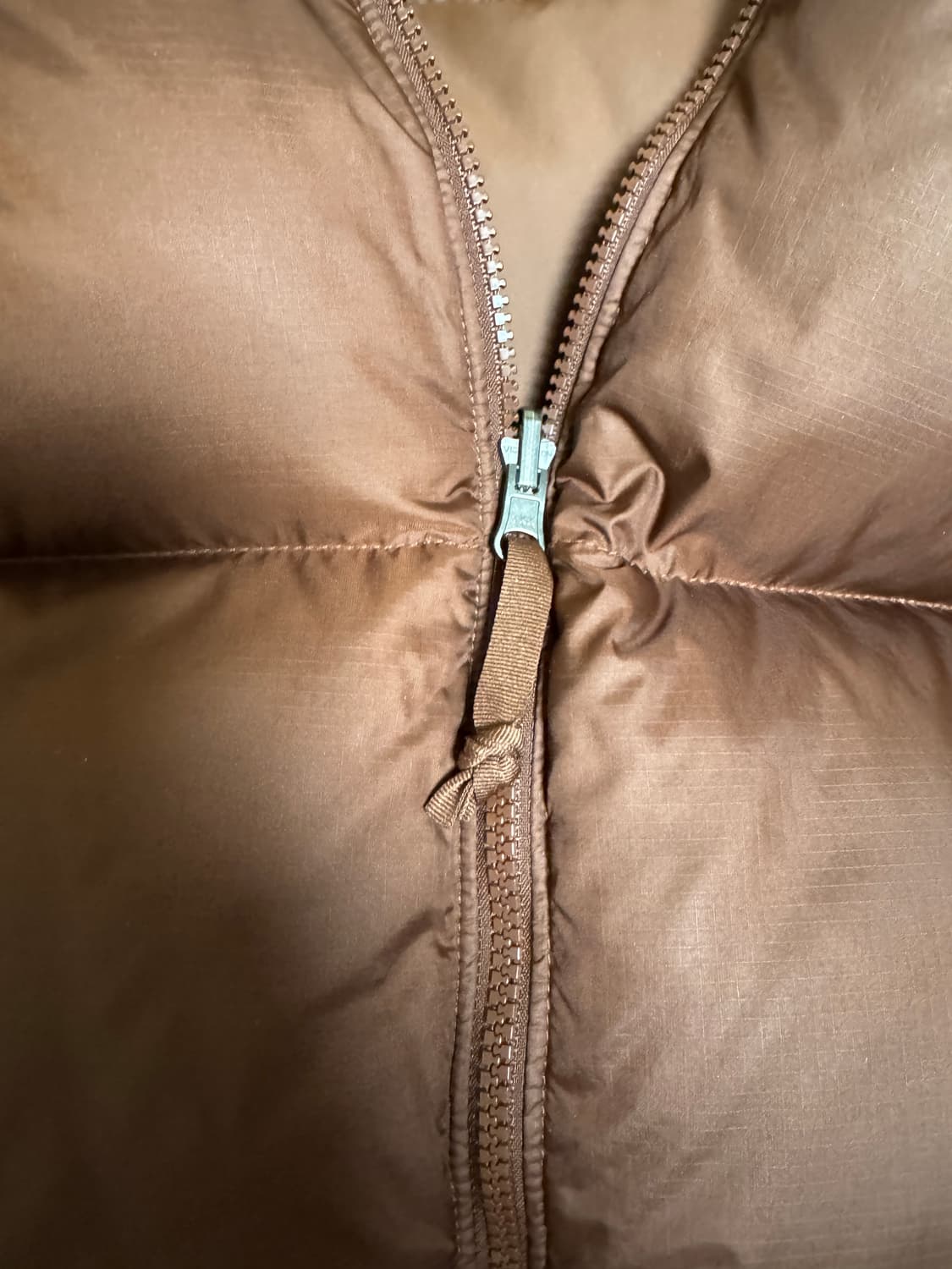 (해외판)노스페이스 눕시 다크오크 M 상품이미지5