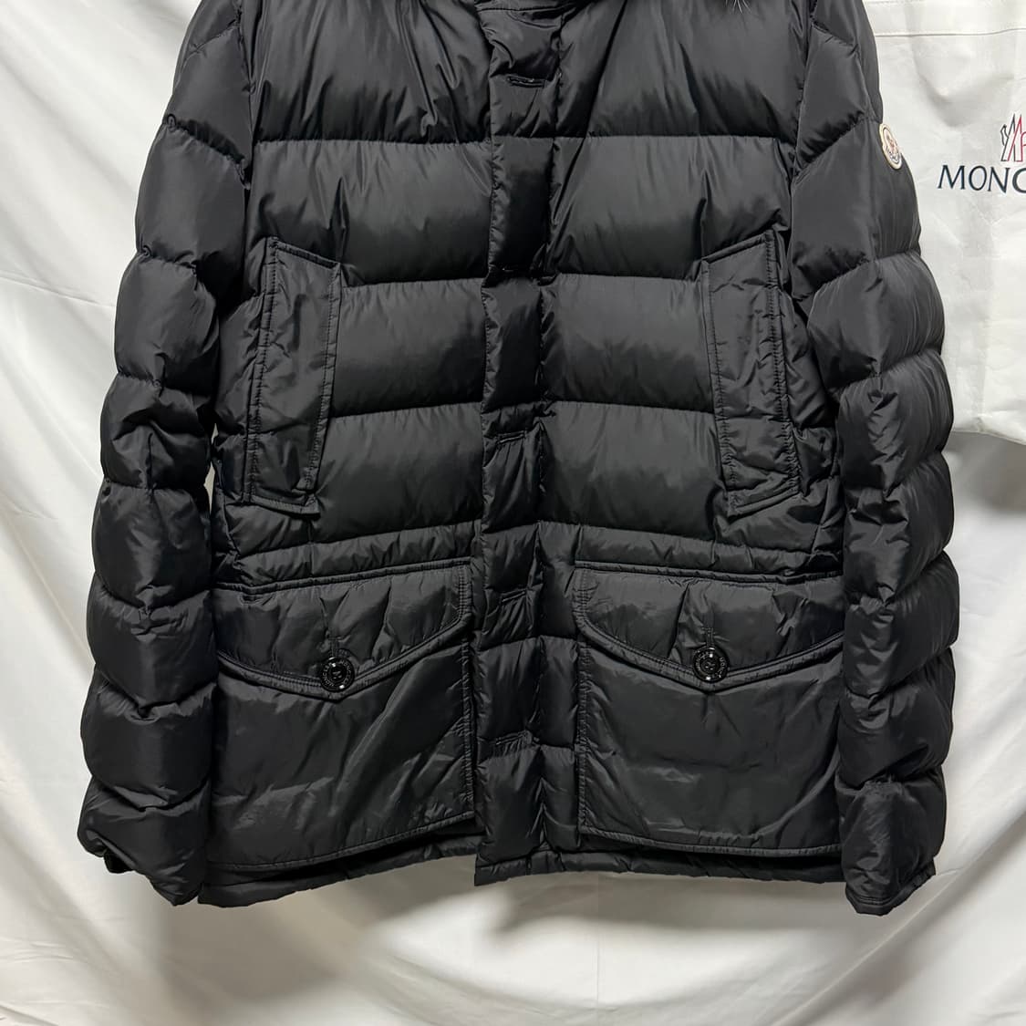 [S+급/5] 몽클레어 클루니 패딩 블랙 풀구성 상품이미지3
