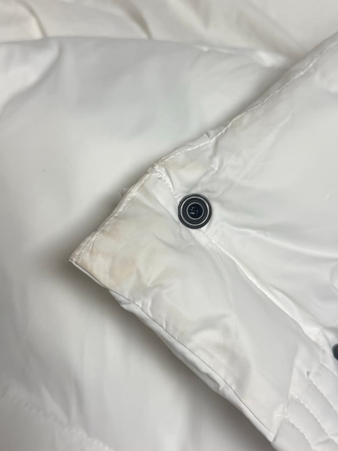 카키포인트 Stud Padded Jacket (white) 상품이미지3