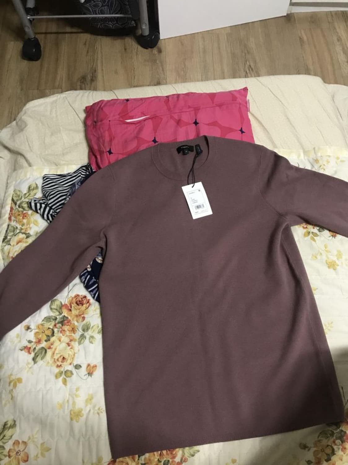 띠어리/ 도베르 파인 빌렌 크루넥 니트 / 갈라 / M 상품이미지4