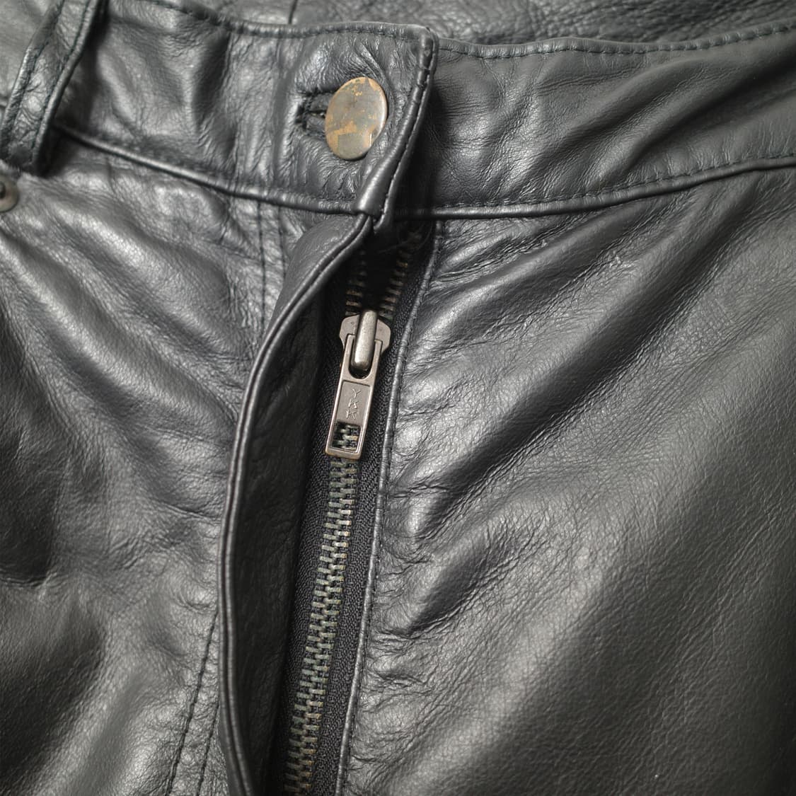 90s 유럽제 레더 팬츠 상품이미지4