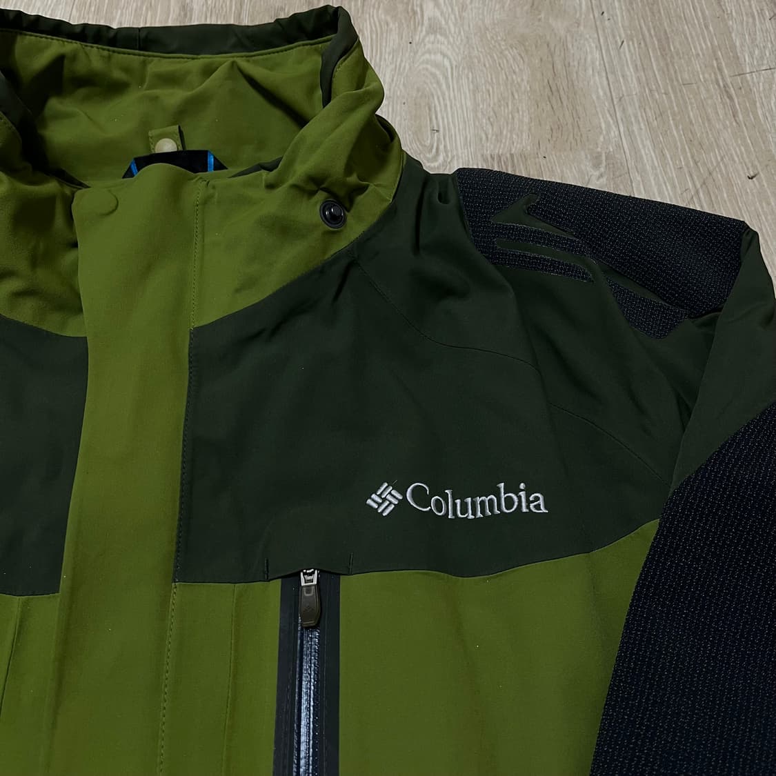 컬럼비아 옴니테크 방수 바람막이 자켓 L/100 상품이미지4