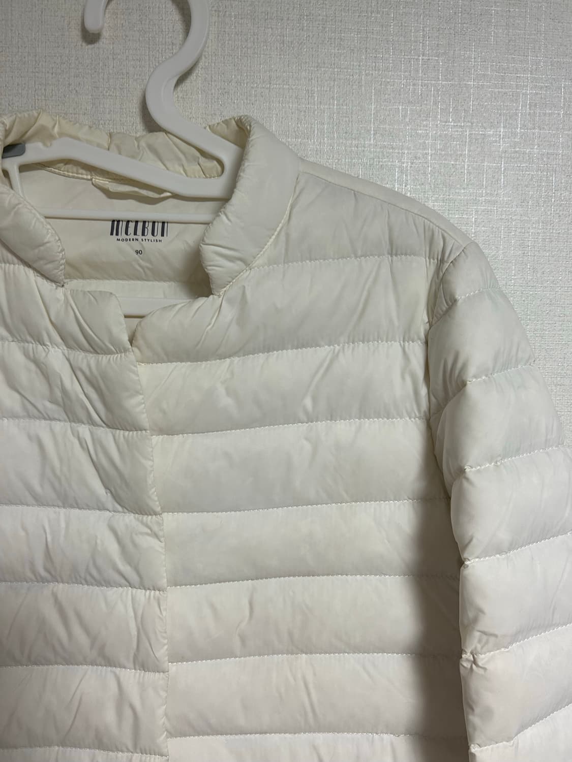 멜본 포켓 구스다운 경량패딩 아이보리 화이트 90 상품이미지4