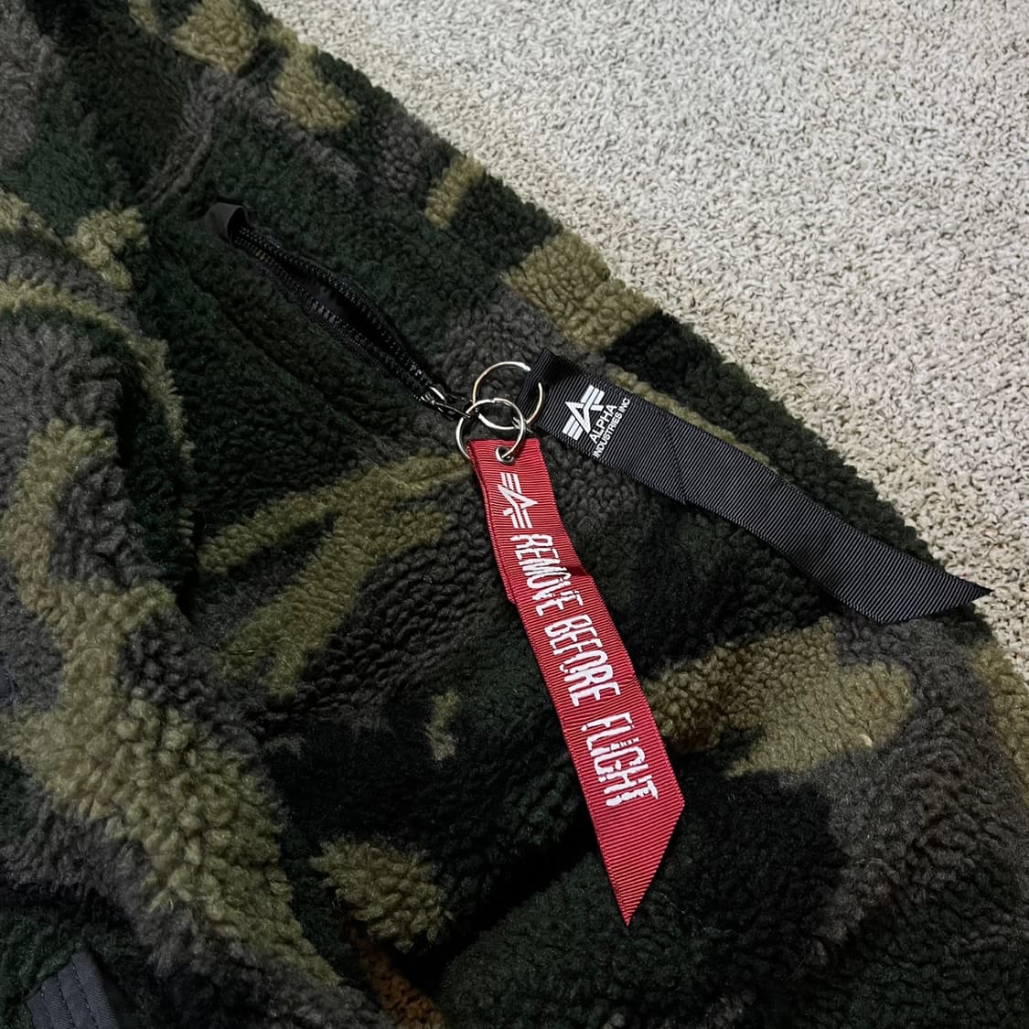 알파 인더스트리 카모 플리스 자켓 상품이미지3