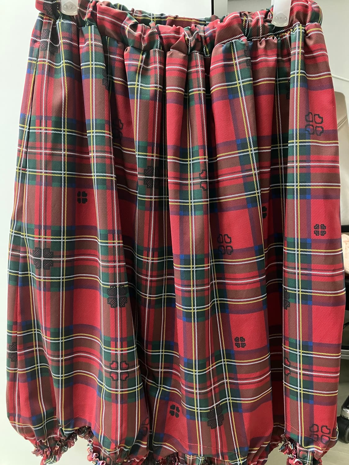 BOCBOK CHECK CHECK CLOVER SKIRT (RED) 상품이미지3