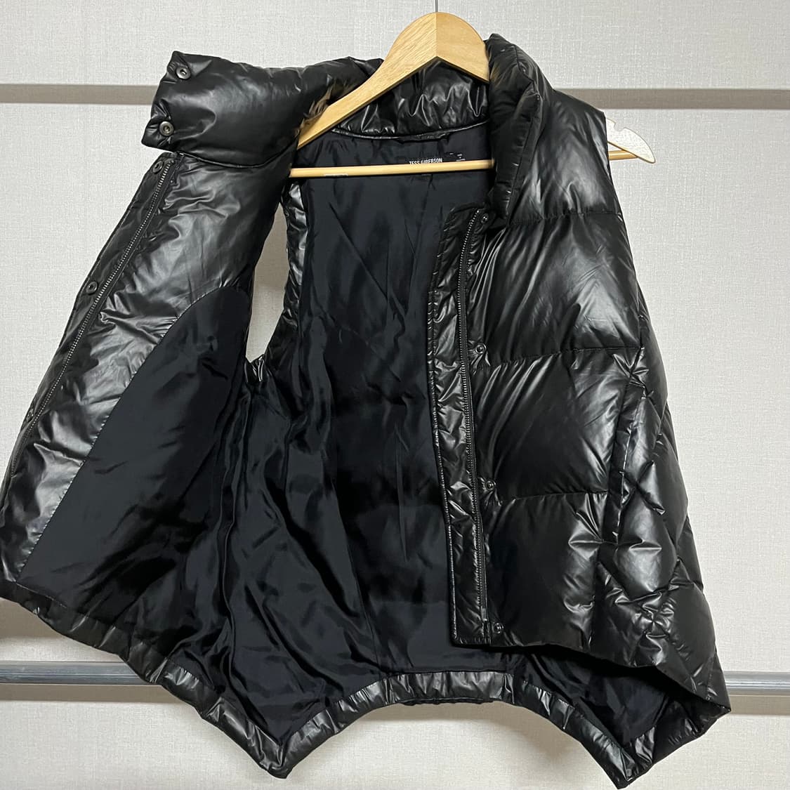 Tess Giberson 검정색 패딩 조끼 상품이미지7
