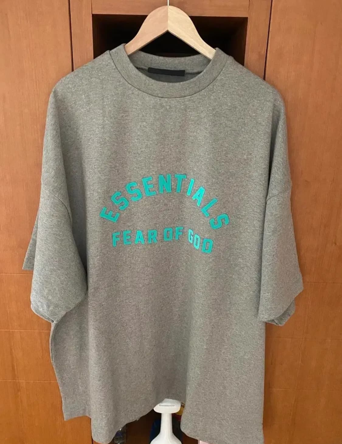 에센셜 피어 오브 갓 반팔 xs 상품이미지1