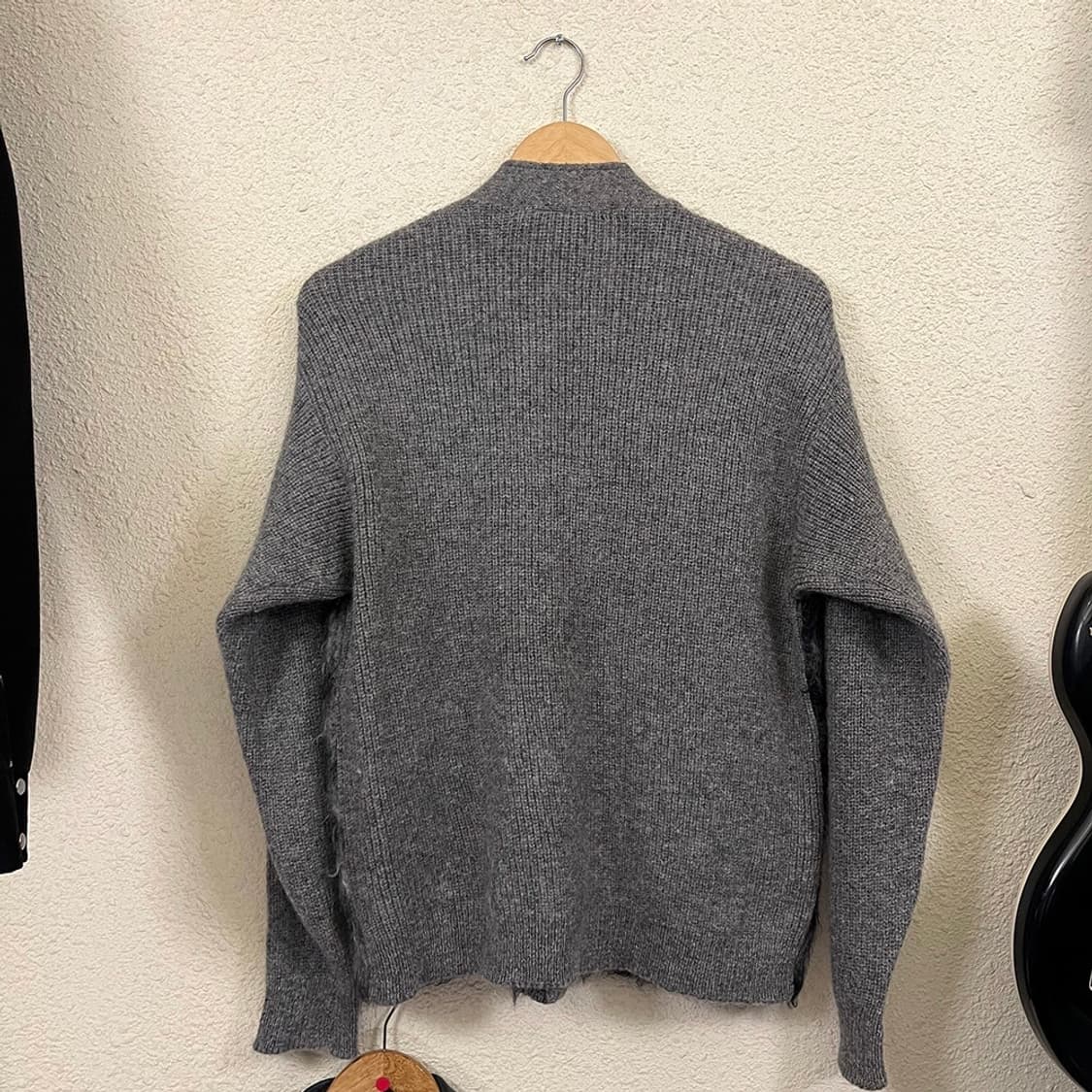 TWO TONE CARDIGAN 상품이미지2