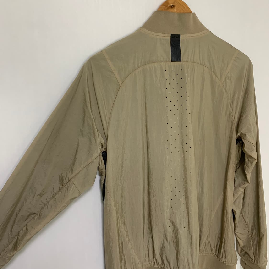 나이키 사선 지퍼 디테일 바람막이 블루종 자켓 베이지 브라운 M 상품이미지5