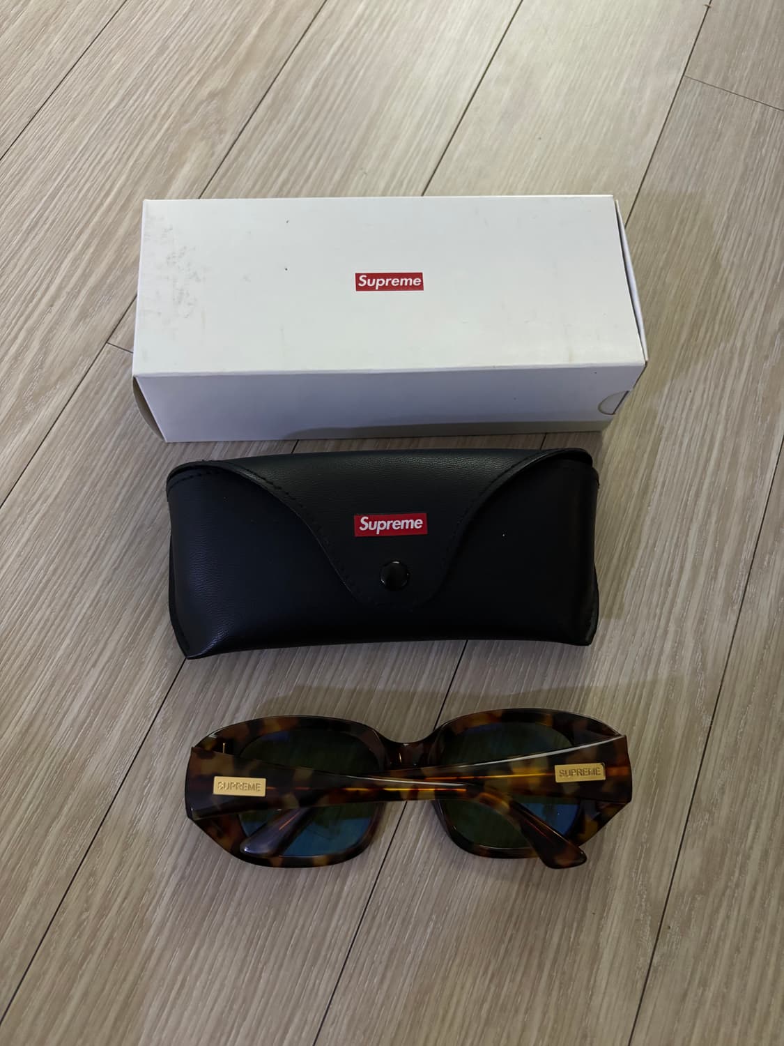 슈프림 클레오 선글라스 톨토이즈24SS 상품이미지2