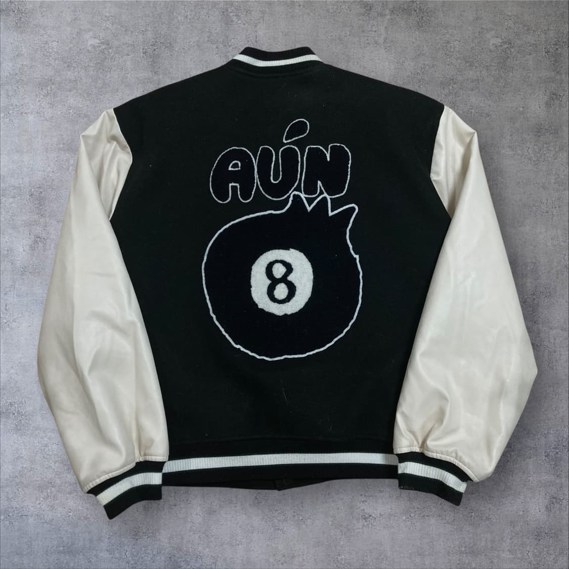 팀코믹스 8볼 빅로고 블랙 바시티 자켓 상품이미지2