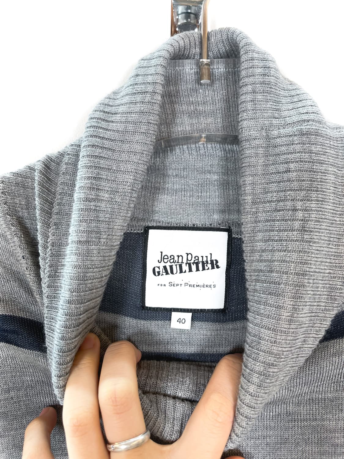 장 폴 고티에 줄자 스트라이프 폴라넥 원피스 상품이미지4