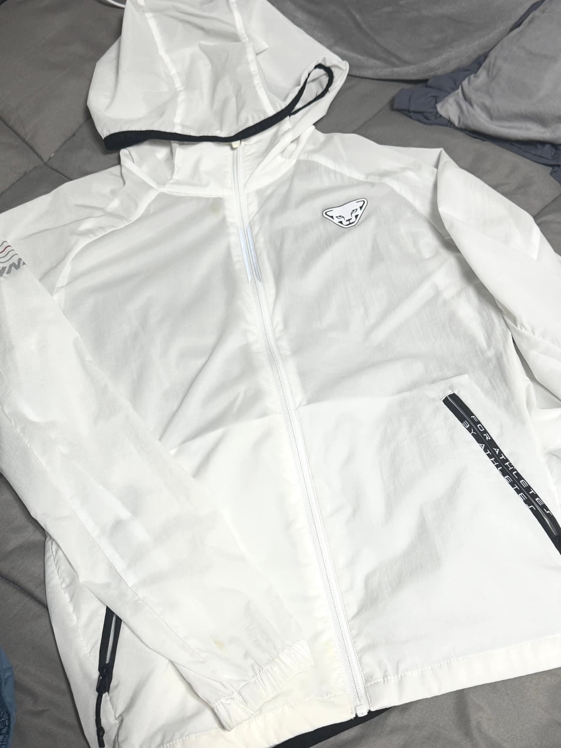 다이나핏 바람막이/윈드브레이커/화이트/브랜드/의류/옷/교복아우터 상품이미지4
