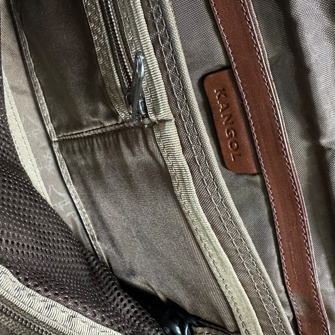 ✨ (바배) 캉골 가죽 패브릭 크로스백  상품이미지8