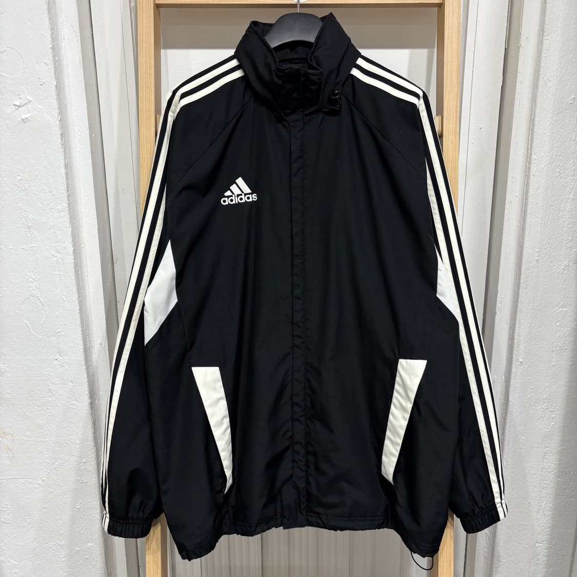아디다스 바람막이 자켓 상품이미지1