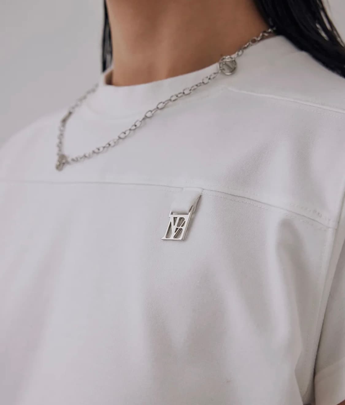 트리밍버드 메탈 크롭 티셔츠 화이트 상품이미지2