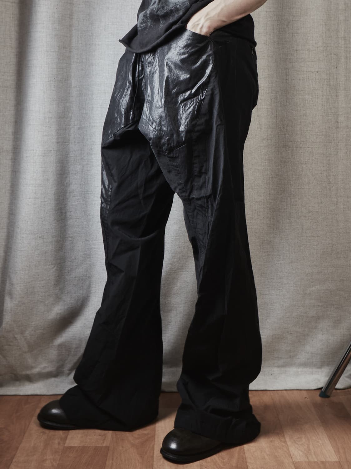 Julius ss23 와이드 플레어 팬츠 상품이미지8