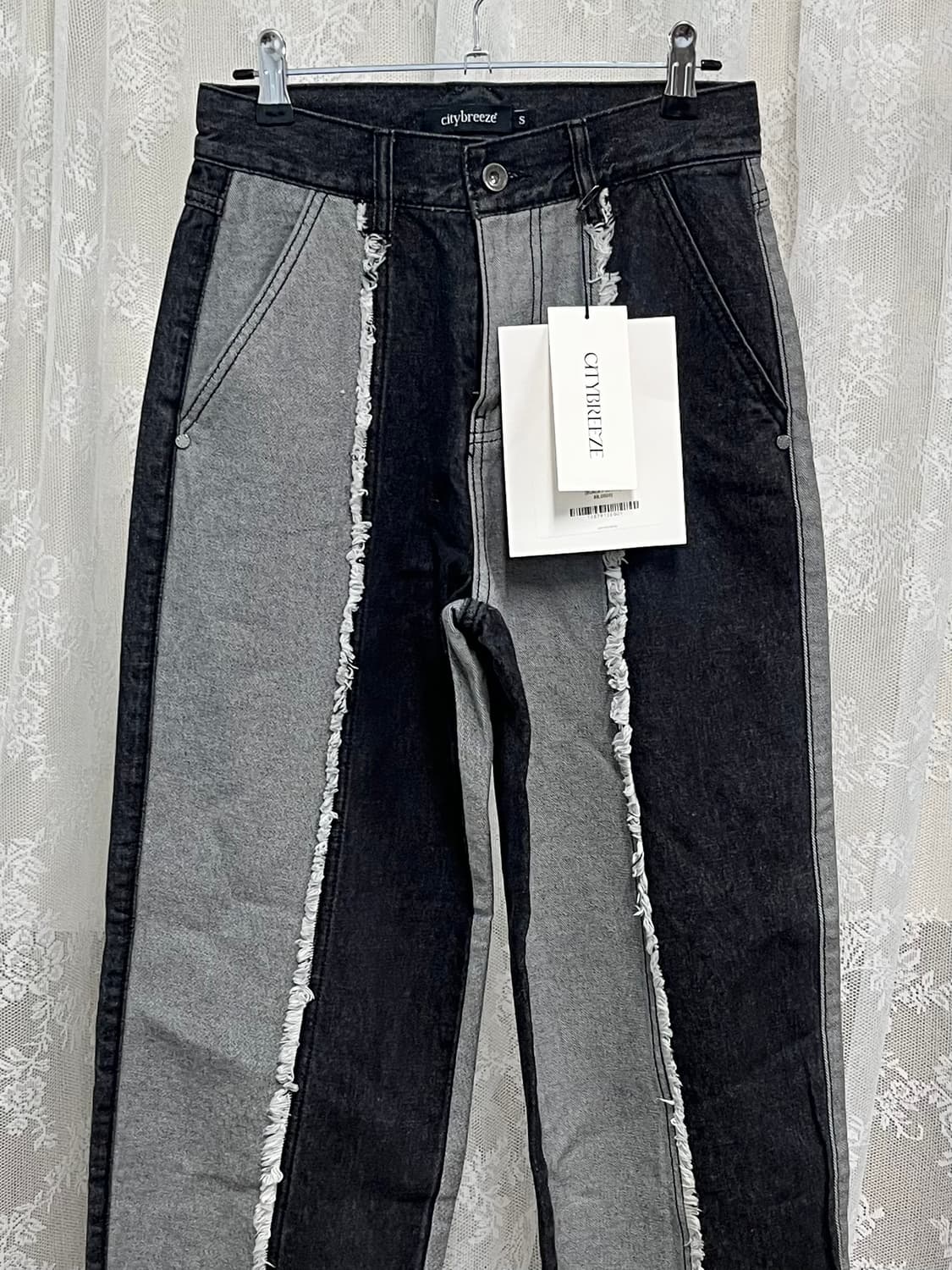 S) 새상품 시티브리즈 컷팅 배색 와이드 데님팬츠 블랙 상품이미지3