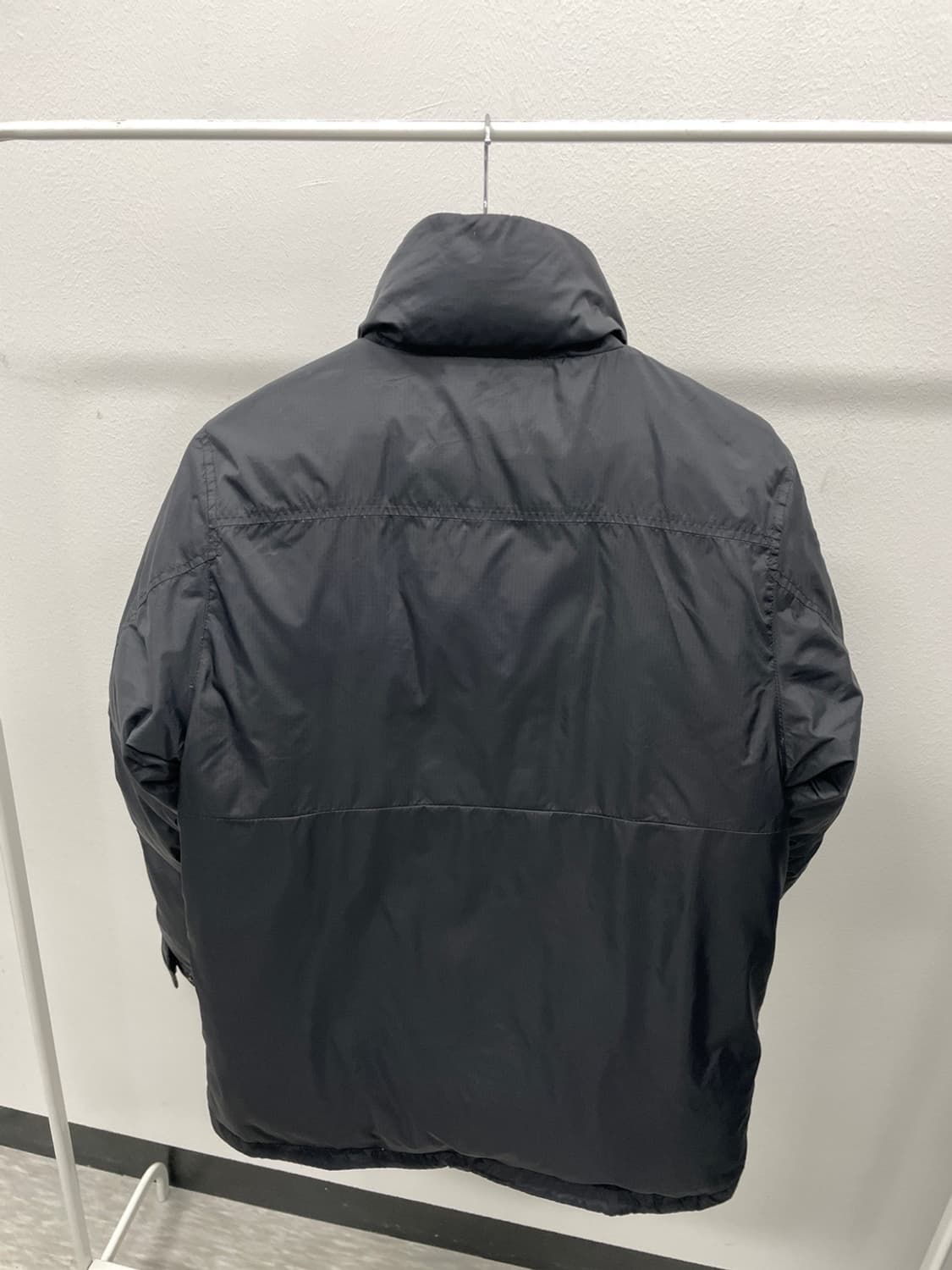 95) 캐나다구스 신형 블랙라벨 패딩 상품이미지5