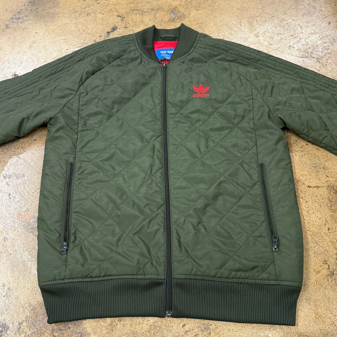 아디다스 카키 경량 숏패딩 95 상품이미지3