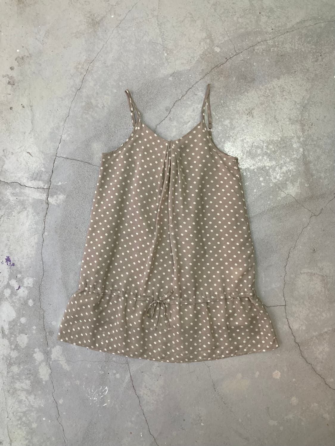  light gray polka dot slip dress 상품이미지1