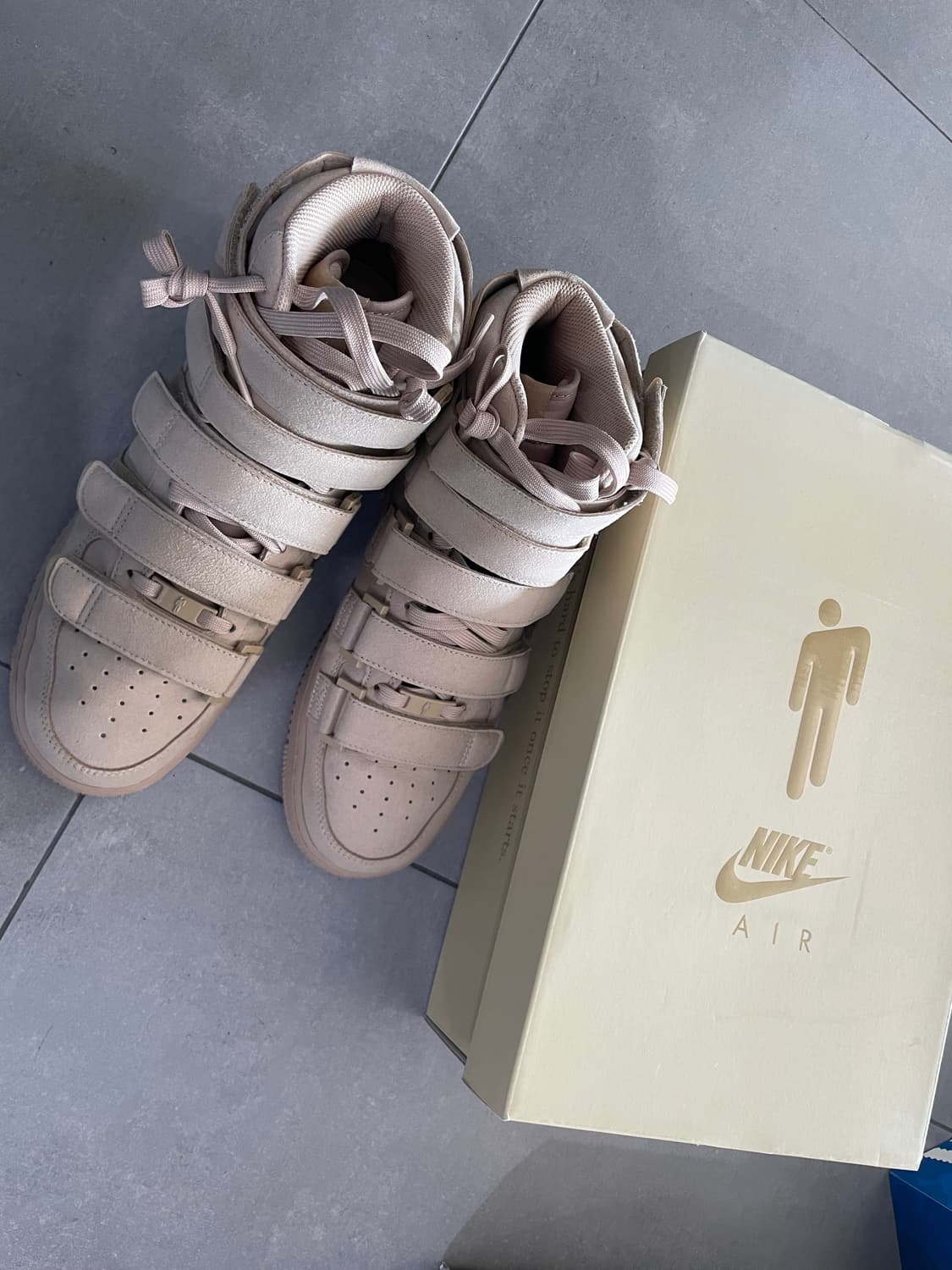 나이키 빌리아일리시 에어포스 하이 (270) 상품이미지1