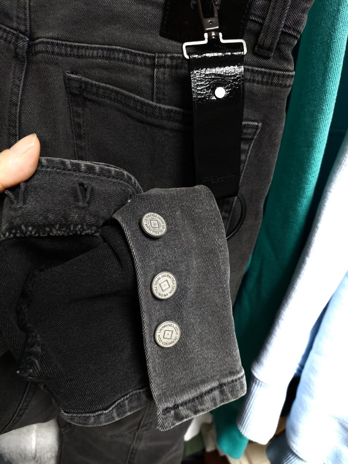 우영미 바이커진 블랙 워싱 데님 46 상품이미지10