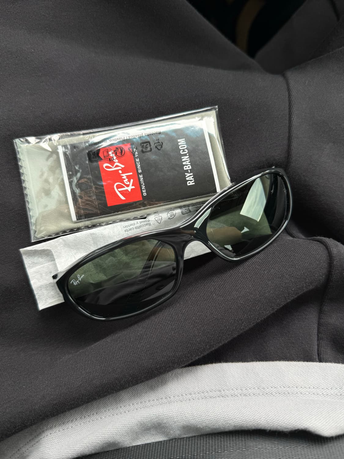 레이밴 대디오 폴리쉬드 블랙 프레임 그린 클레식 G-15 렌즈 상품이미지1