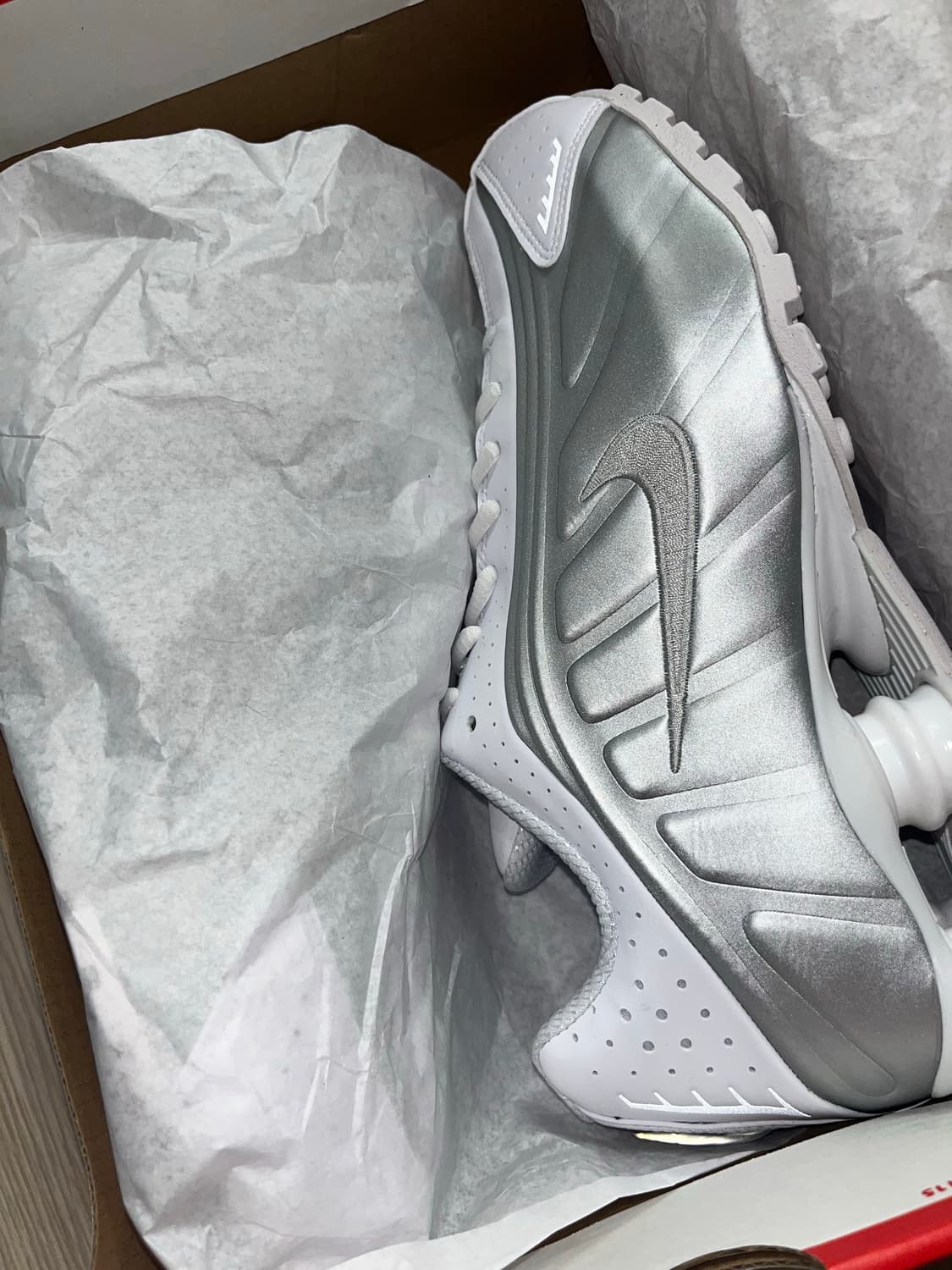 나이키 샥스 R4 250사이즈 상품이미지2