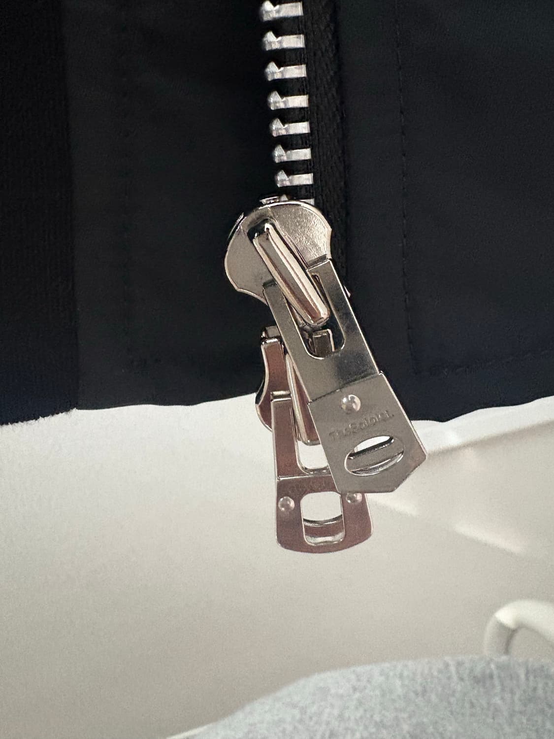 The soloist 24aw  bone bomber 상품이미지4