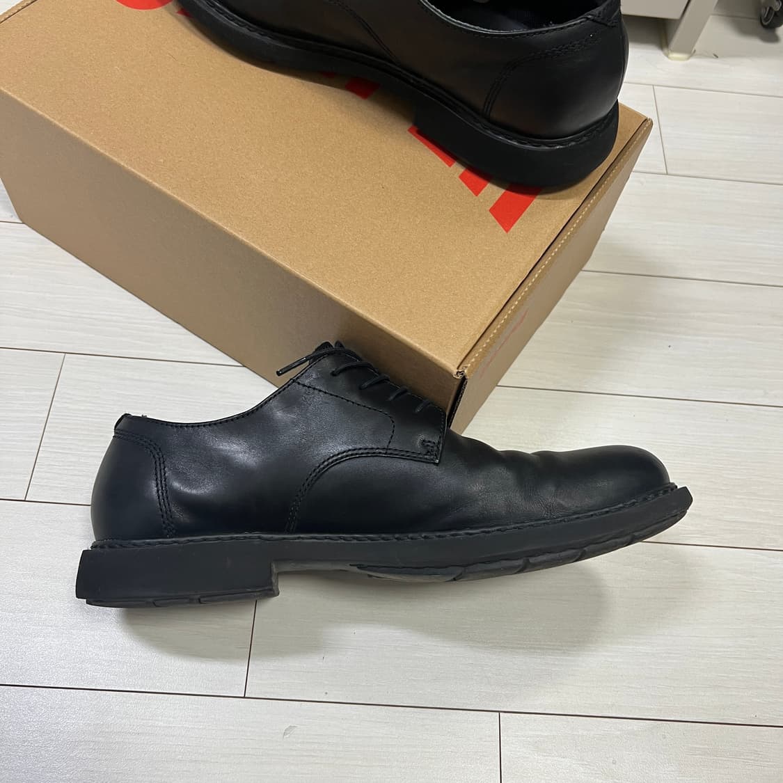 캠퍼 뉴먼 더비 eu41(260) 판매 상품이미지5