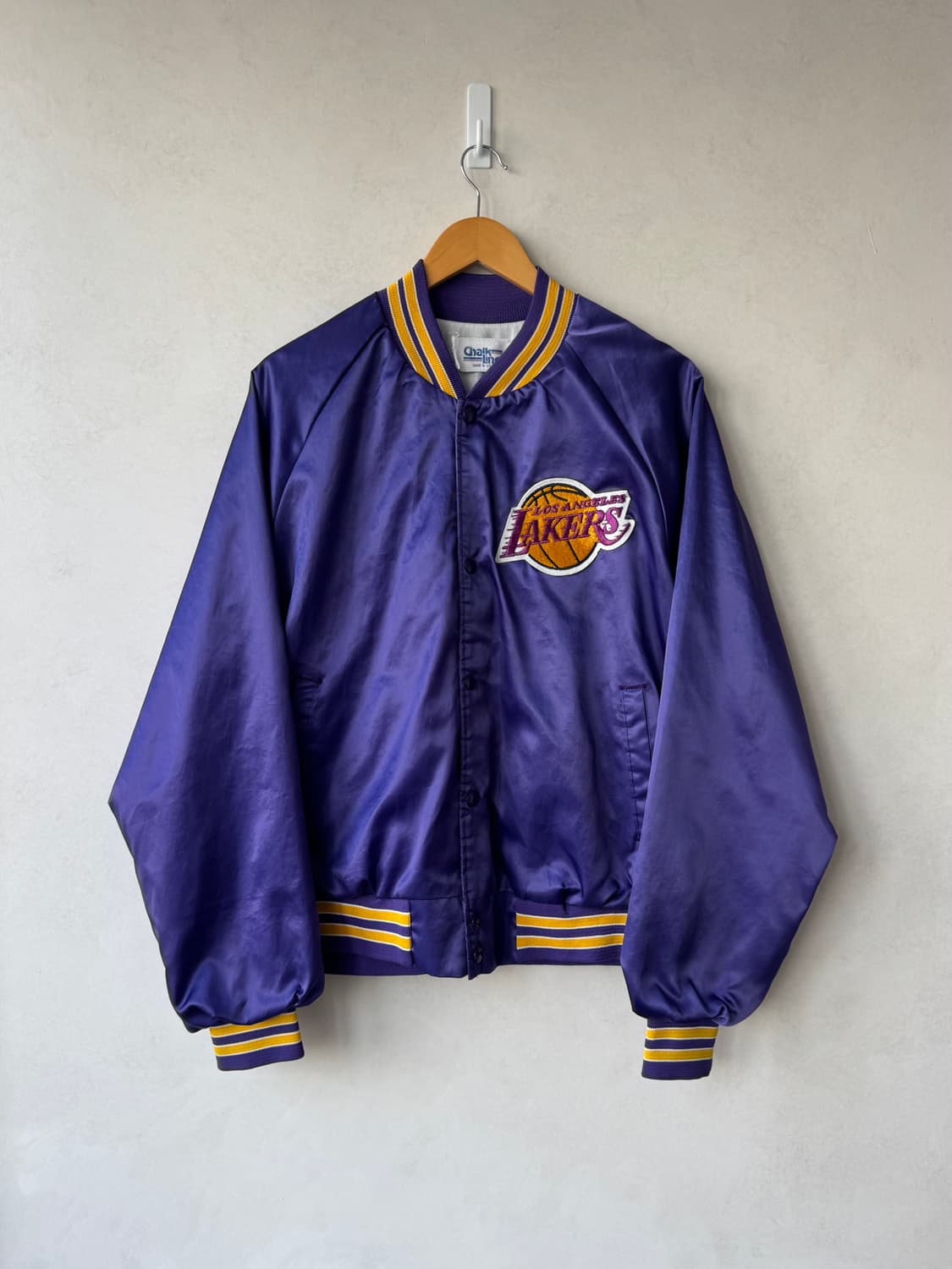 90s Chalk Line Lakers 바시티 자켓 상품이미지1