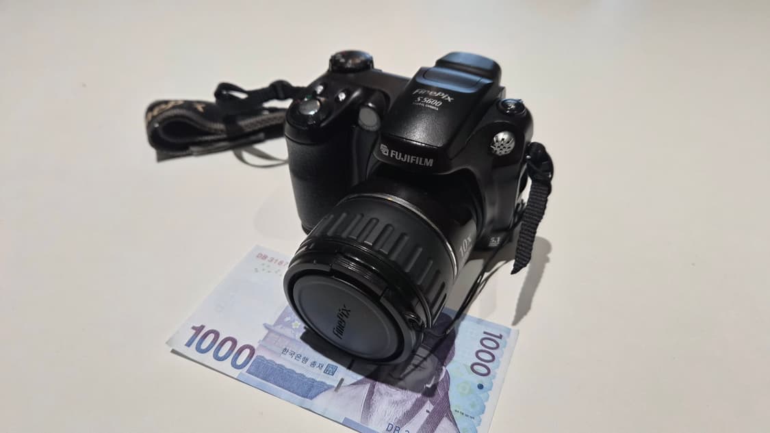 작례O 초소형 하이엔드 후지필름 파인픽스 s5600 디지털카메라 빈티지  상품이미지1