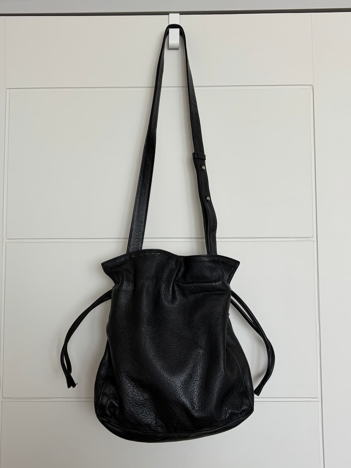 더오픈프로덕트 소가죽 버킷백 상품이미지1