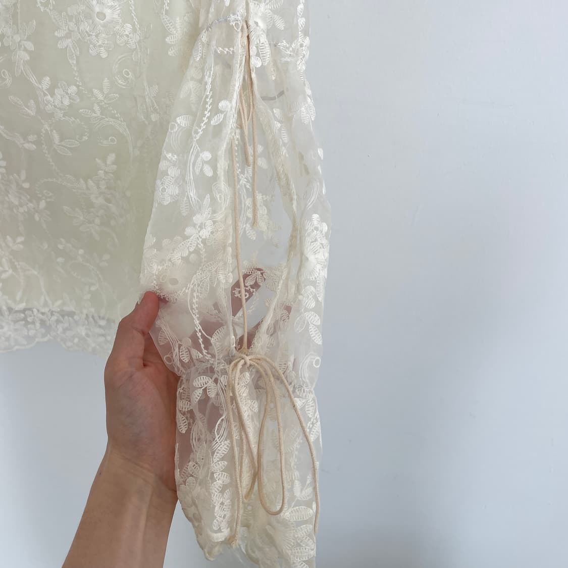 재팬 빈티지 풀 레이스 암 & 백 오픈 아일렛 디테일 블라우스 상품이미지4