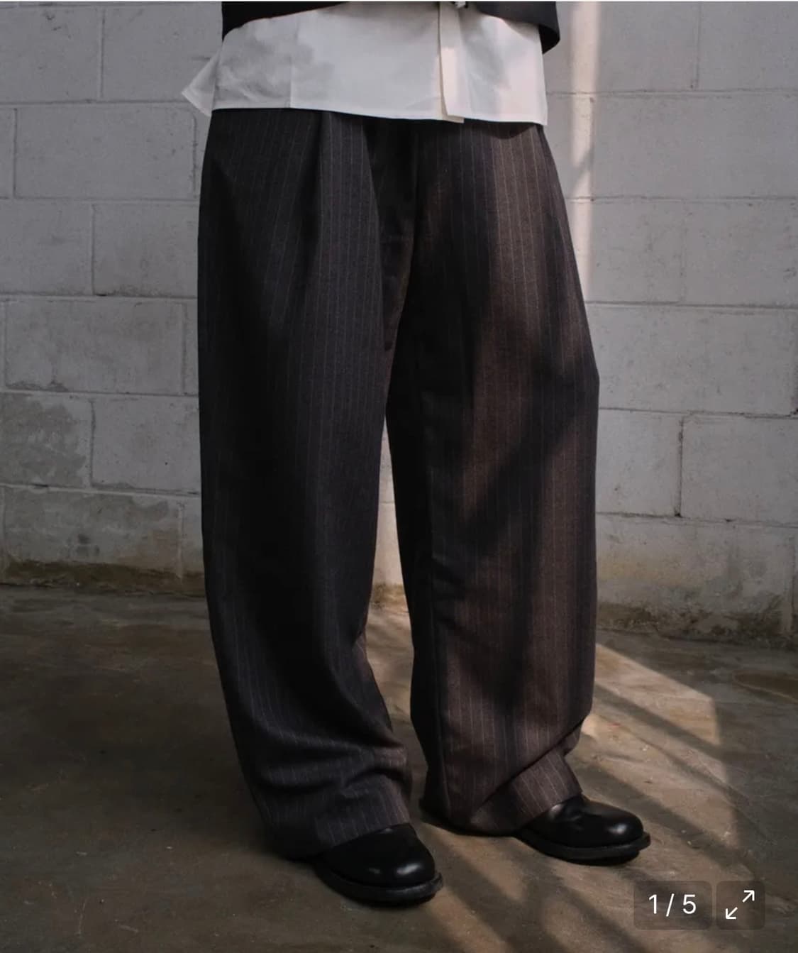 0) 다이브인 HBT STRIPE TROUSERS (CHARCOAL) 상품이미지1