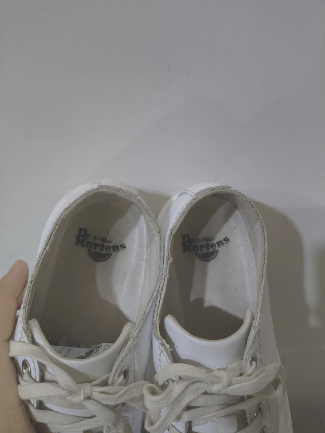 uk4 230mm 닥터마틴 알렉세이 실버 스니커즈 상품이미지5