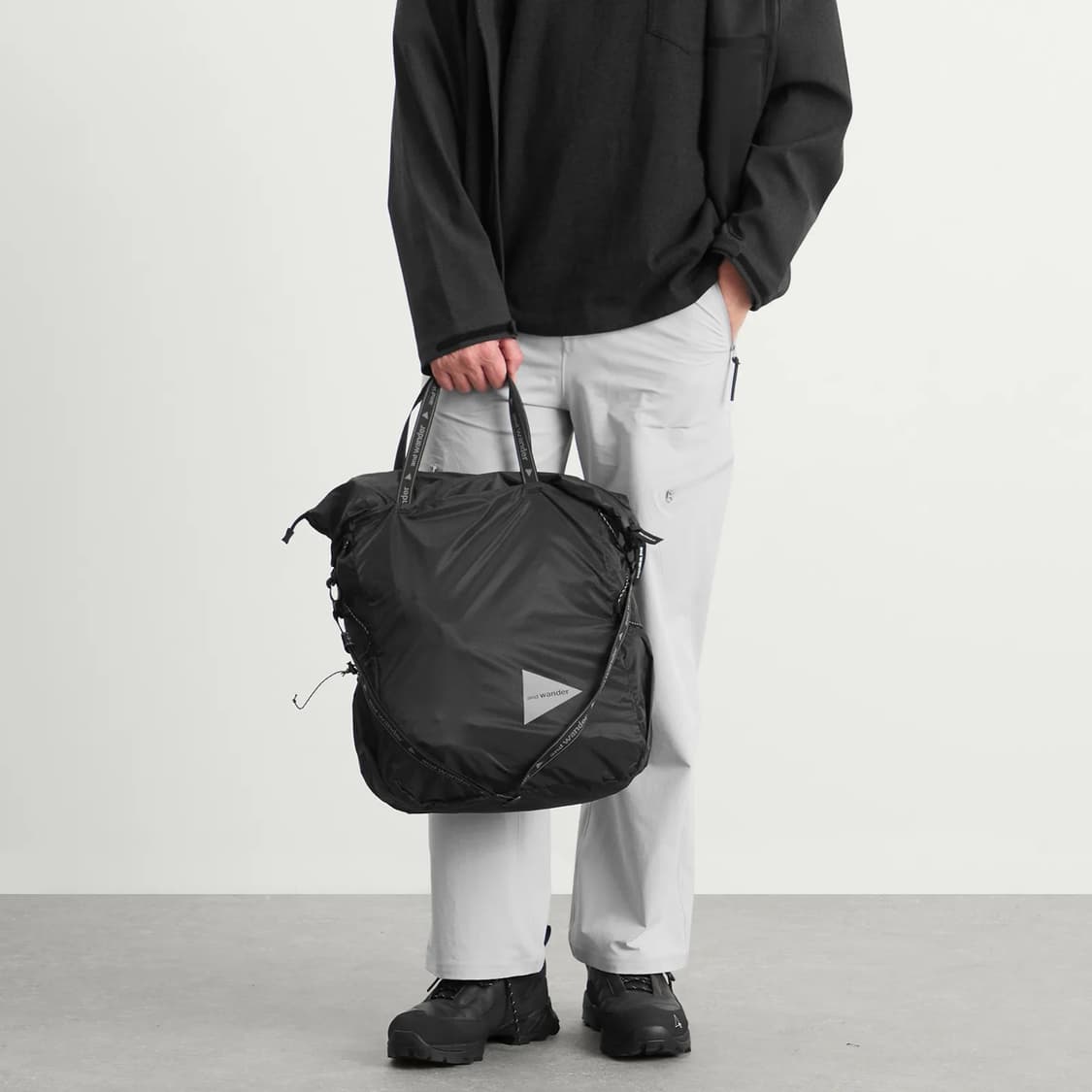 (새상품) 앤드원더 실 토트백 블랙 상품이미지2