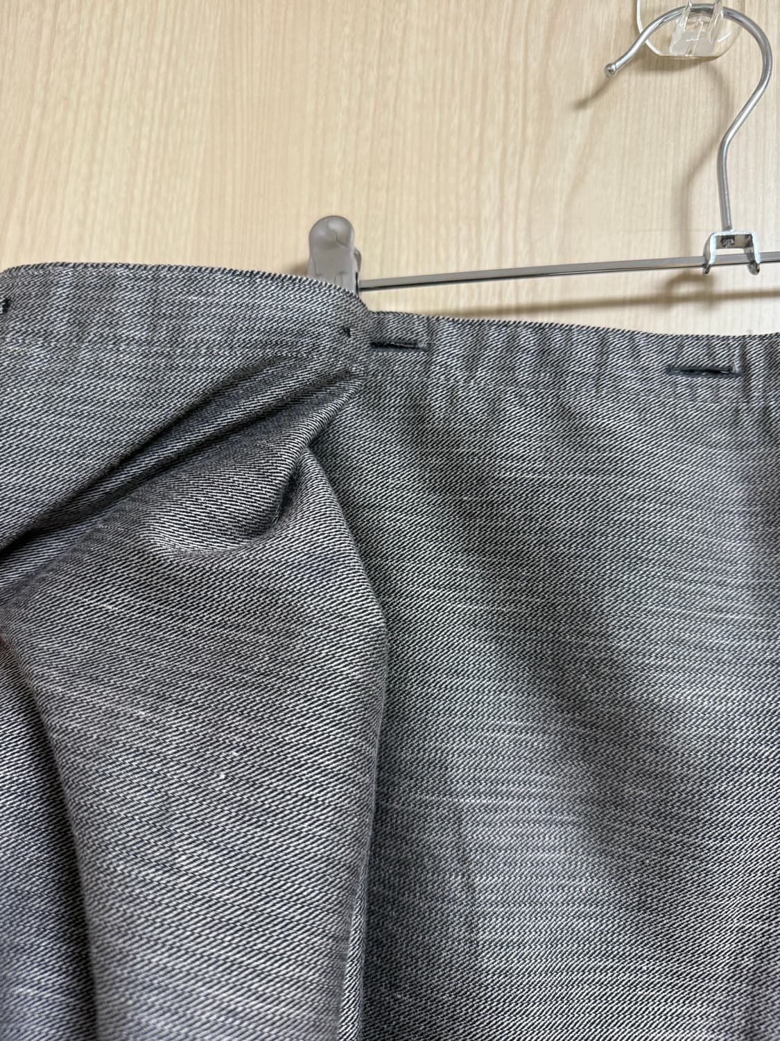 0tape 공테잎 FRINGE BUTTON SKIRT GRAY 상품이미지7
