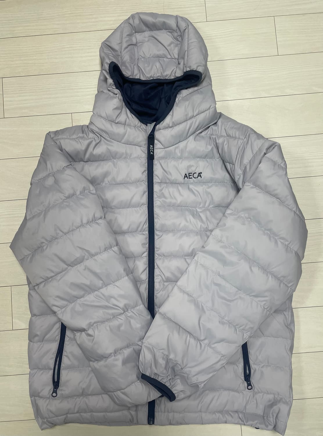 에이카화이트 경량패딩 m 상품이미지1