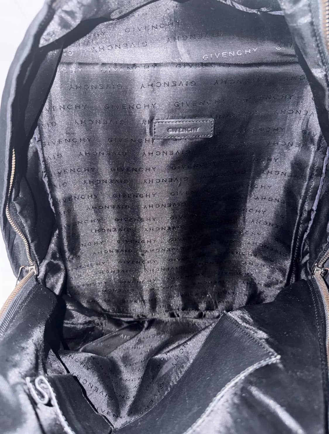 지방시 스터드 백팩 10fw 상품이미지4